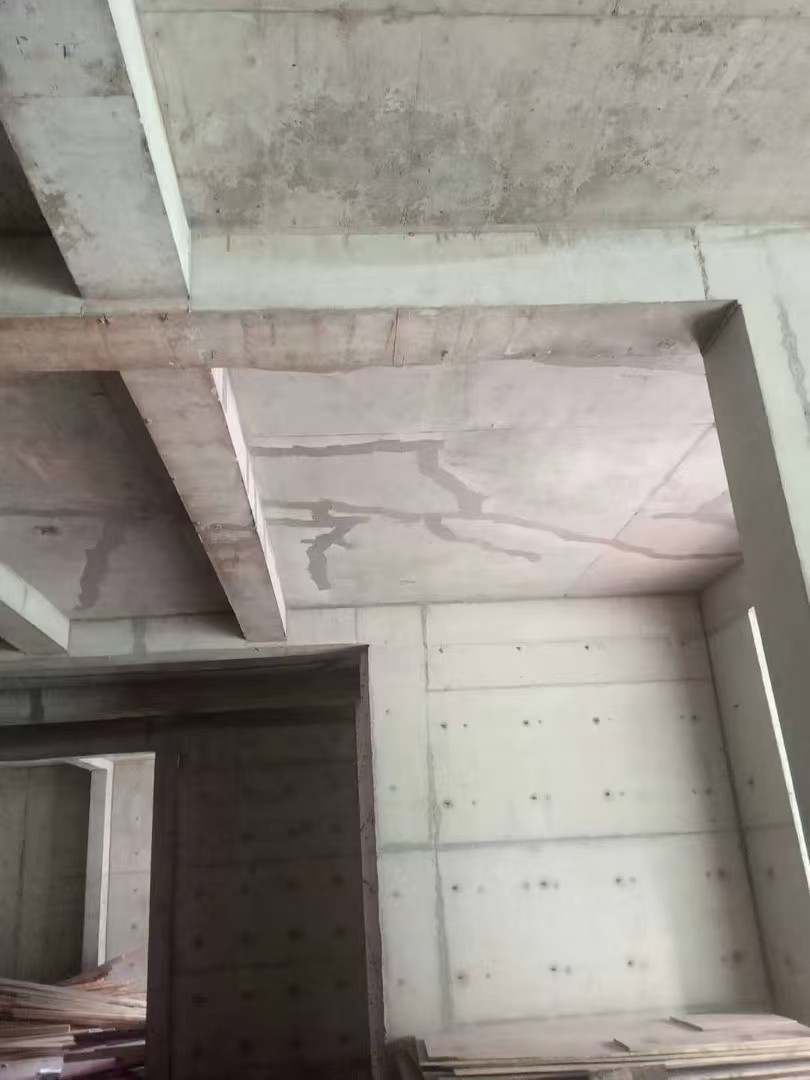 绍兴房屋顶楼开裂怎么处理